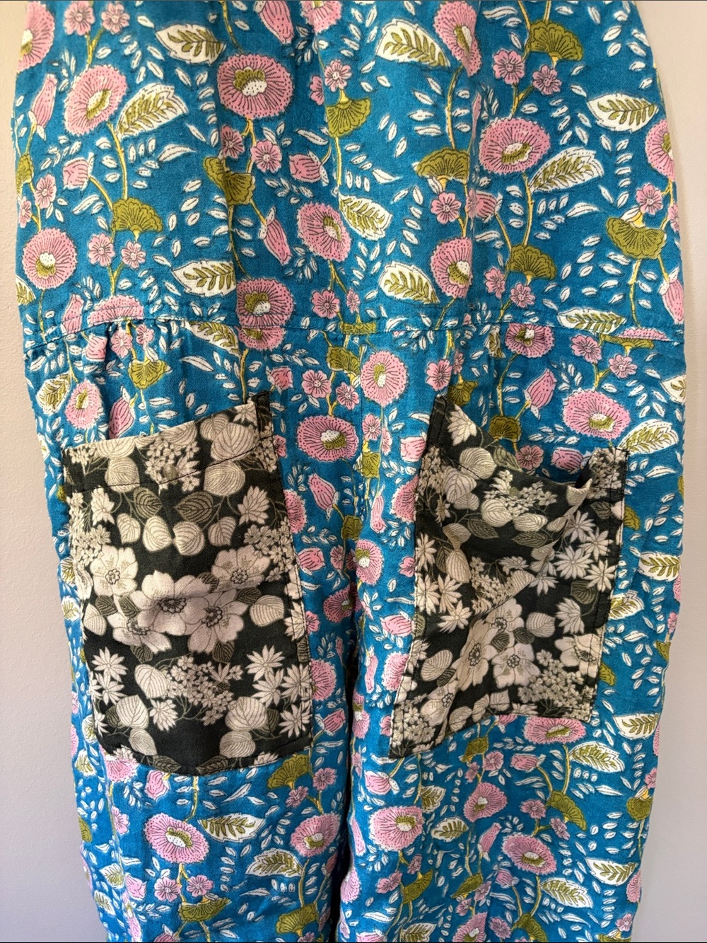 Dakota Tie-Shoulder Floral Jumpsuit - Blue Floral Mix Medium Wide Leg Cotton - Picture 4 of 8